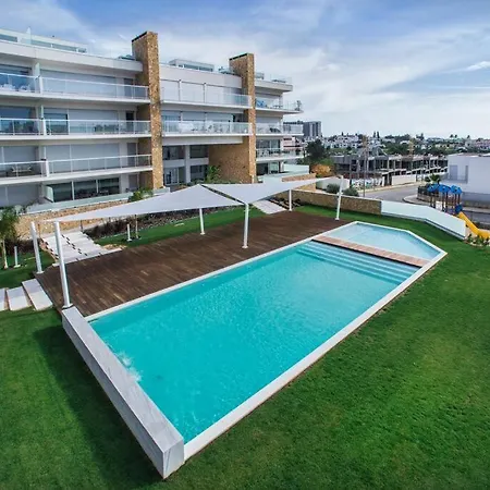 Apartmán Modern With Terrace In Albufeira
