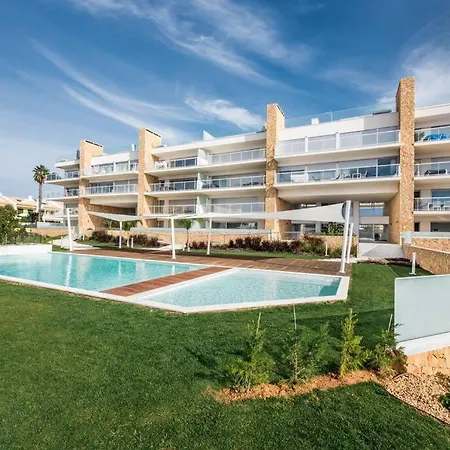 Modern With Terrace In Apartmán