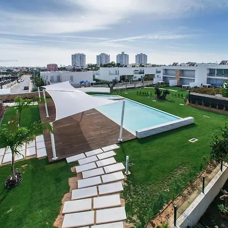 Apartment Modern With Terrace In